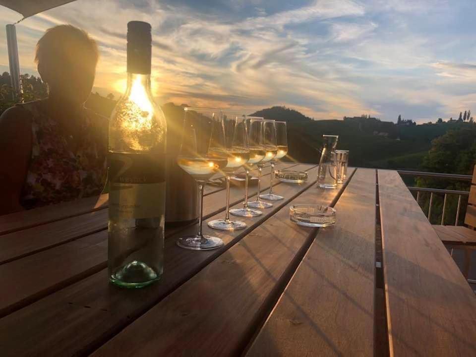 Zweytick Gaestezimmer Weingut Ratsch an der Weinstraße Zewnętrze zdjęcie